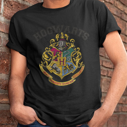Christmas Shirts for Family, Funny christmas shirts, Christmas Unisex T-Shirt/Hoodie/Sweatshirt HLT00 - Harry Potter Hogwarts Vintage Crest Short Sleeve T-Shirt