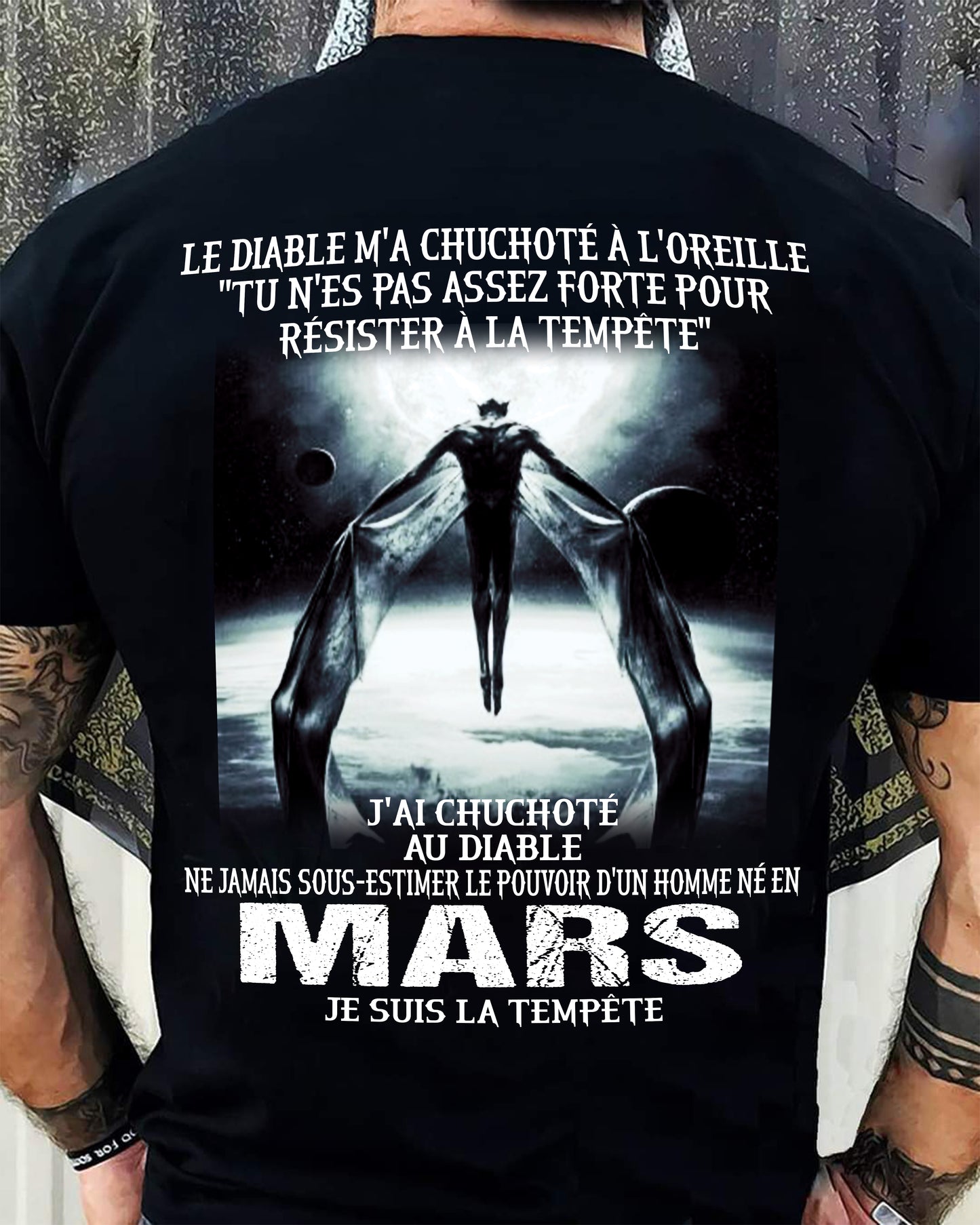 Je Suis la Tempête – Ne Jamais Sous-Estimer le Pouvoir d’un Homme Né en Mars – T-Shirt Homme - DTSM03 (SKU26T-01160-03)
