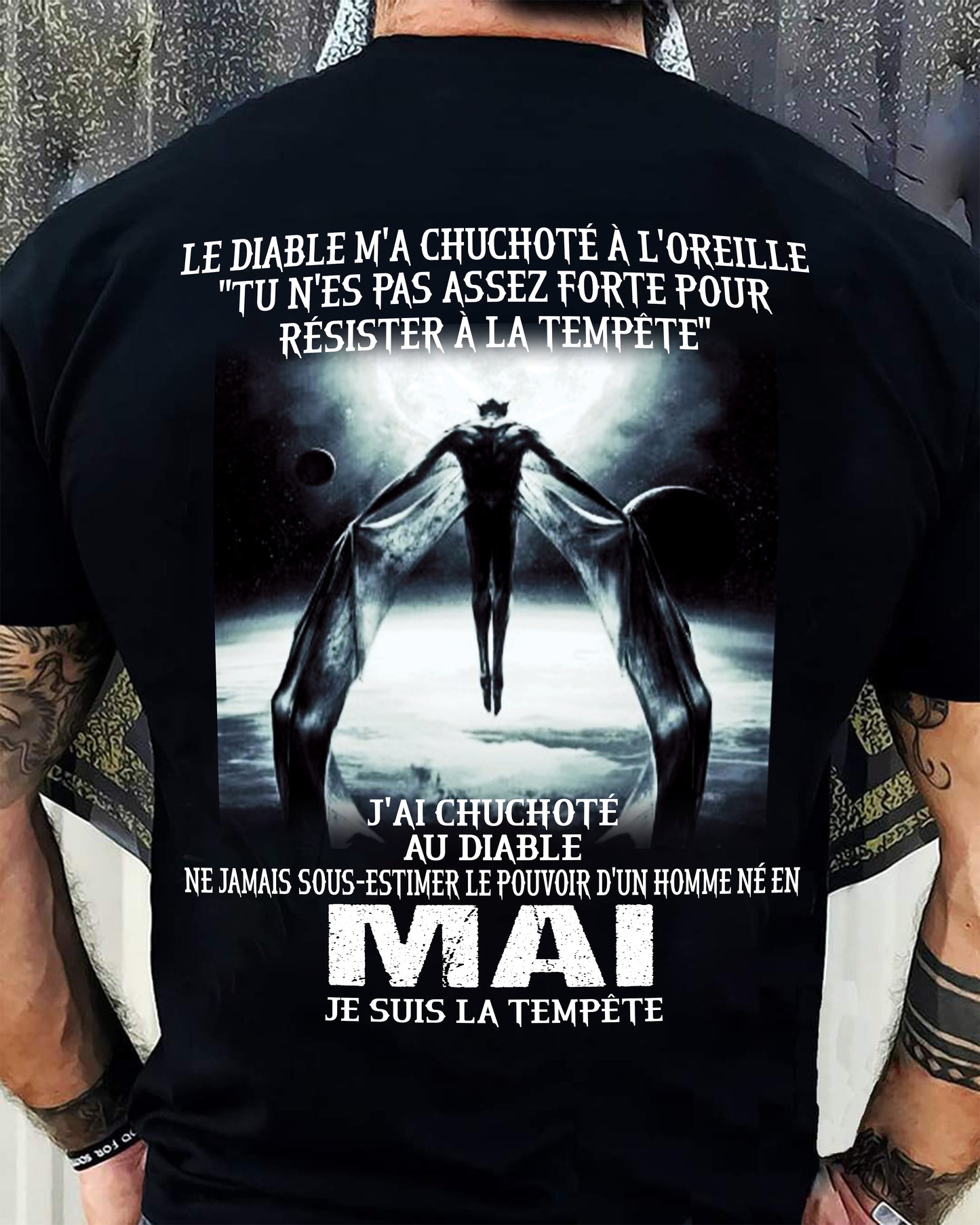 Je Suis la Tempête – Ne Jamais Sous-Estimer le Pouvoir d’un Homme Né en Mai – T-Shirt Homme - DTSM05 (SKU26T-01160-05)