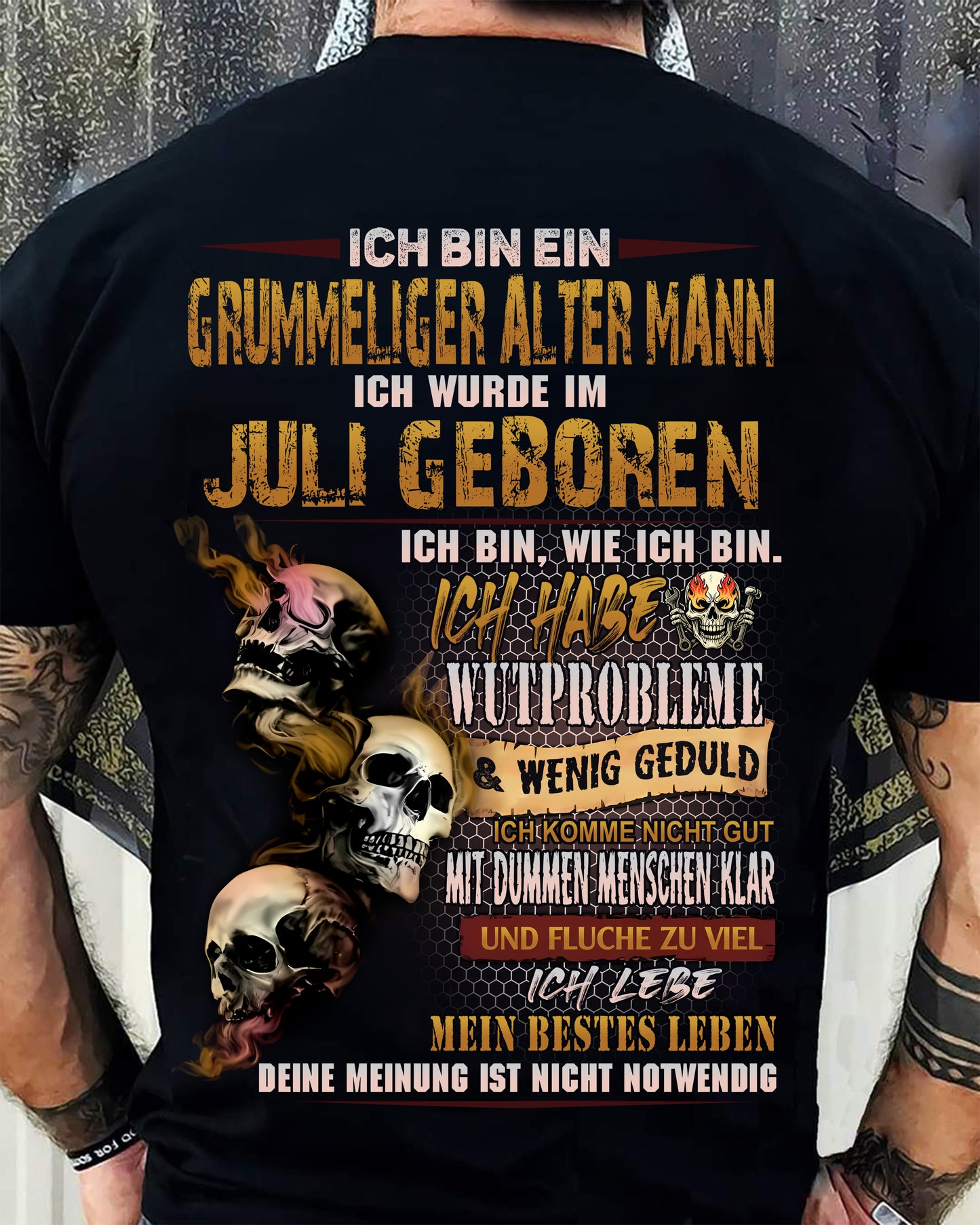JULI MANN SHIRT – GRUMMELIGER ALTER MANN GEBOREN IM JULI – LUSTIGES SCHÄDEL KREUZ T-SHIRT FÜR MÄNNER - DTSM07 (SKU2605-177-07)