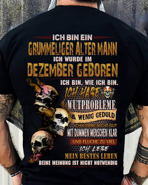 DEZEMBER MANN SHIRT – GRUMMELIGER ALTER MANN GEBOREN IM DEZEMBER – LUSTIGES SCHÄDEL KREUZ T-SHIRT FÜR MÄNNER - DTSM12 (SKU2605-177-12)