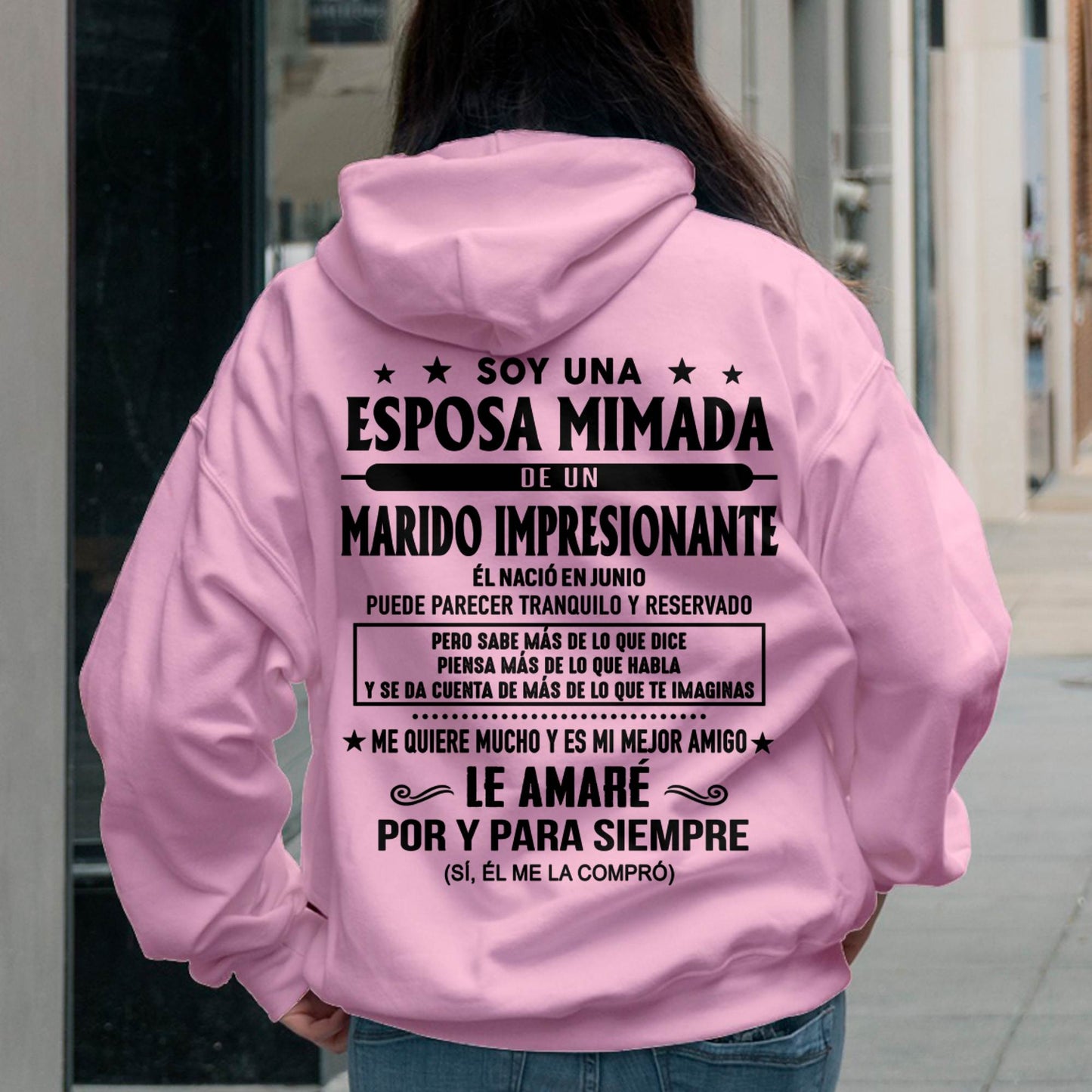 Camiseta Soy una Esposa Mimada de un Marido Impresionante Nacido en Junio - DTSM06 (SKU05-81-06)