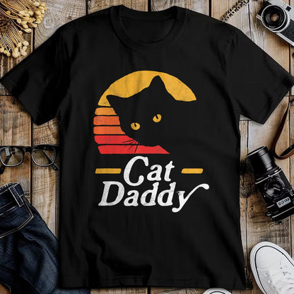 Gift for Dad Shirt, Funny Dad Unisex T-Shirt/Hoodie/Sweatshirt HLT00 – Cat Daddy Vintage Eighties Style Cat Retro Distressed T-Shirt