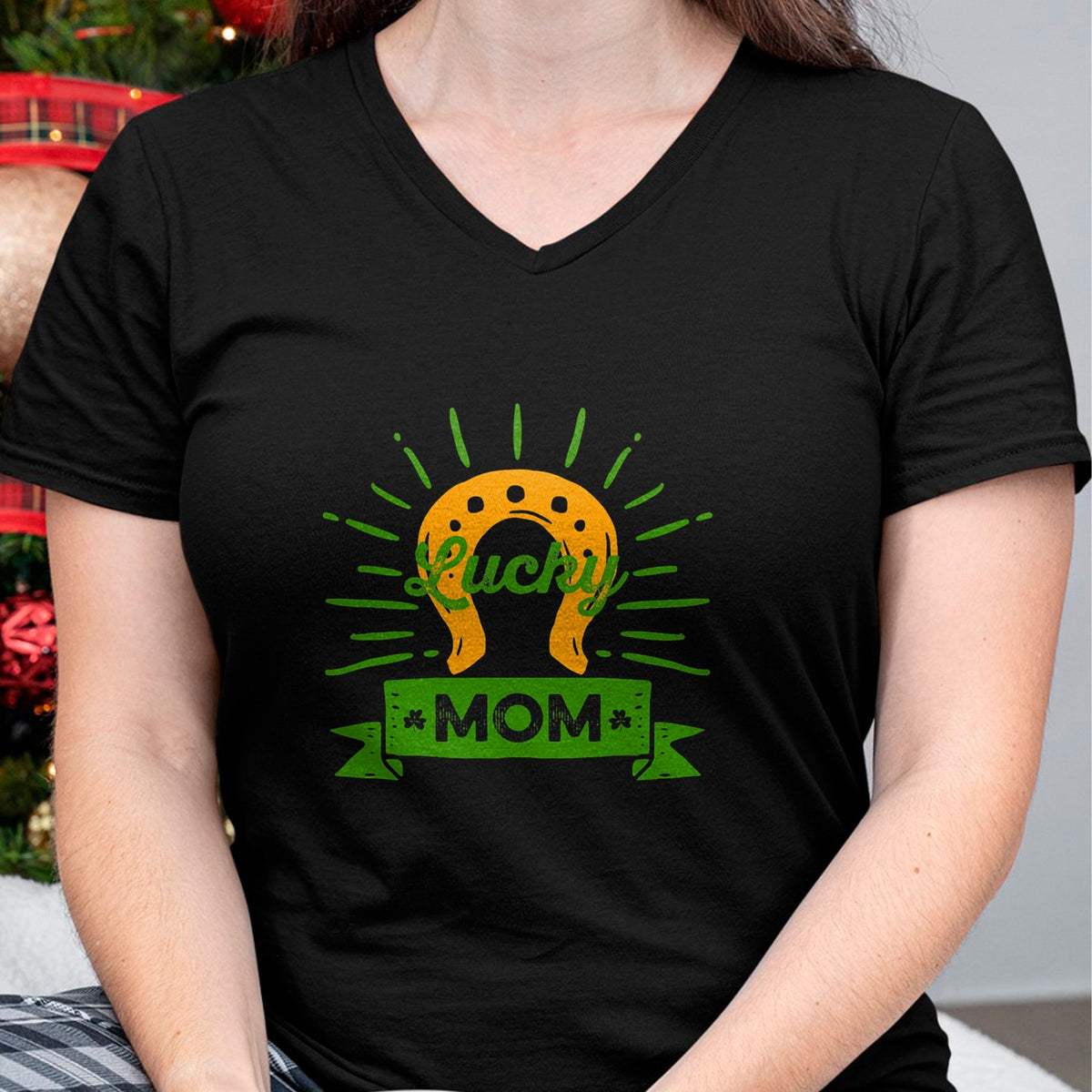 Gift for Mom Shirt, Funny Mom Unisex T-Shirt/Hoodie/Sweatshirt HLT00 - Lucky Mom St. Patricks Day Saint Paddy Horseshoe Shamrock T-Shirt
