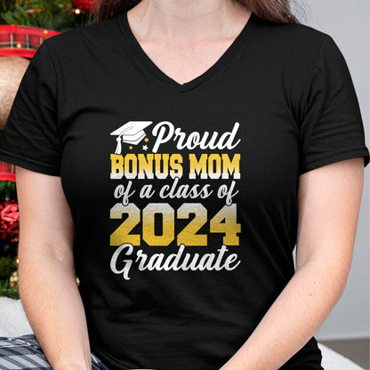 Gift for Mom Shirt, Funny Mom Unisex T-Shirt/Hoodie/Sweatshirt HLT00 - Proud Bonus Mom of a Class Of 2024 Graduate Senior Family T-Shirt