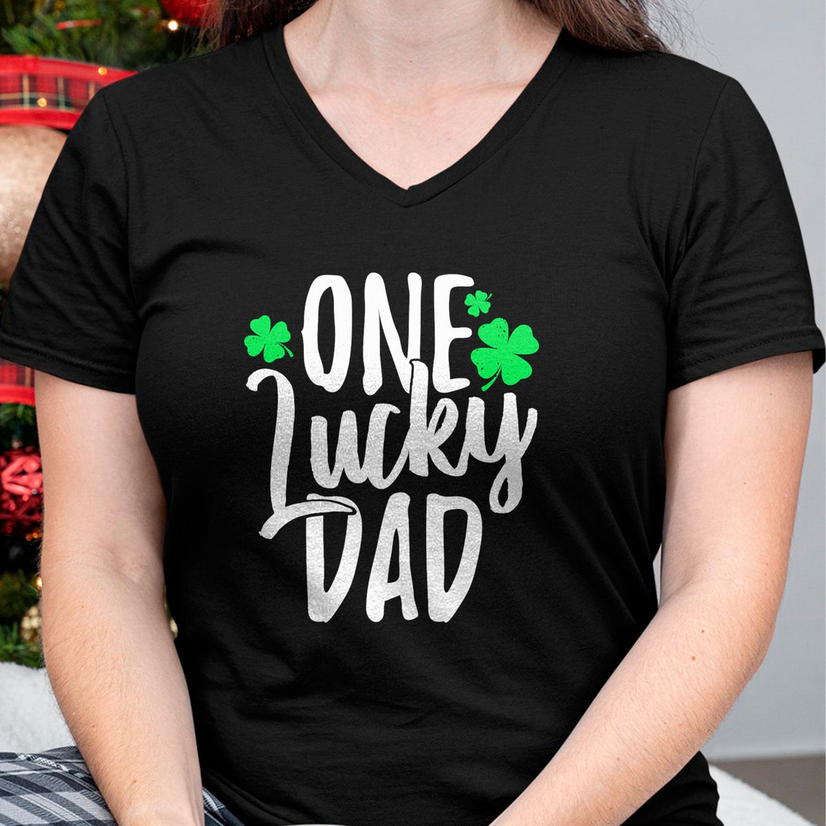 Gift for Dad Shirt, Funny Dad Unisex T-Shirt/Hoodie/Sweatshirt HLT00 – One Lucky Dad St. Patrick_s Day Shamrock Family Pajama T-Shirt