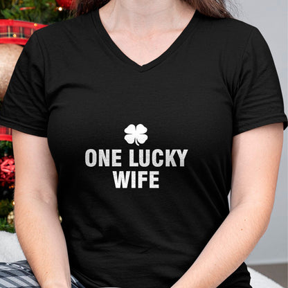 Best Wife Shirt, Wife and Husband Unisex T-Shirt/Hoodie/Sweatshirt HLT00 - Gift for wife T shirt, lucky wife   One Lucky Wife Premium T-Shirt (2)