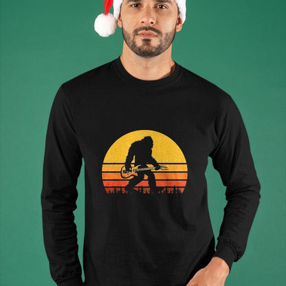 Guitar Lover Shirt, Funny Guitar UnisexT-Shirt/Hoodie/Sweatshirt HLT00 - Retro Bigfoot Guitar T-Shirt, Vintage Sasquatch Rocker Tee T-Shirt, Men, Black, 3X-Large