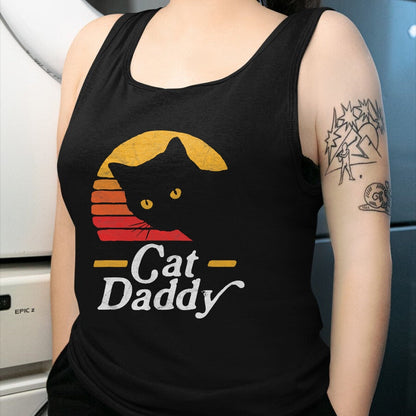 Gift for Dad Shirt, Funny Dad Unisex T-Shirt/Hoodie/Sweatshirt HLT00 – Cat Daddy Vintage Eighties Style Cat Retro Distressed T-Shirt