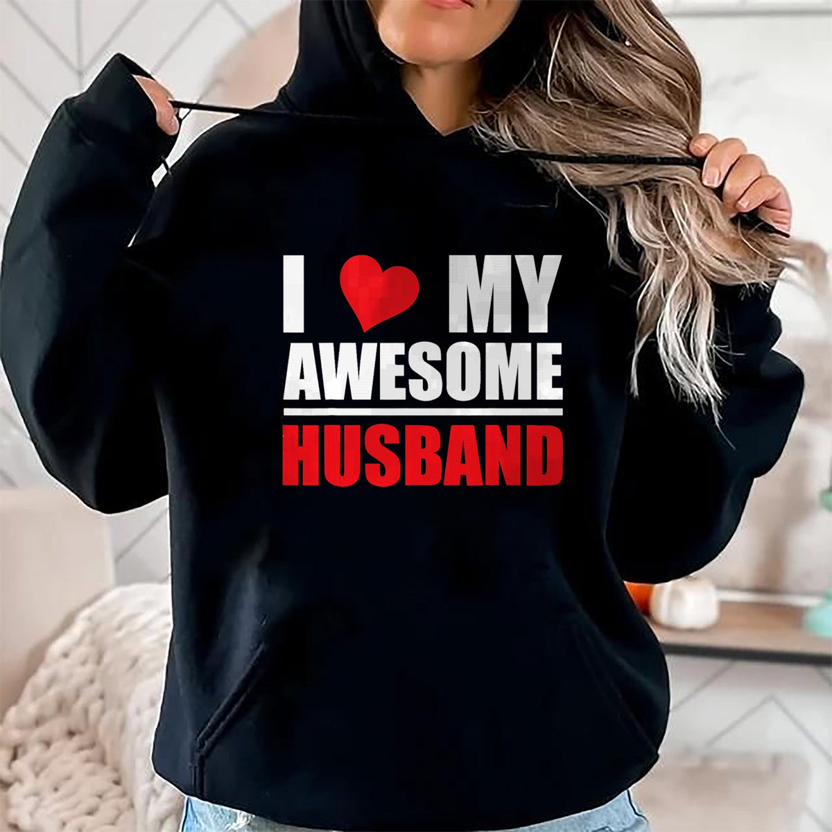 Best Wife Shirt, Wife and Husband Unisex T-Shirt/Hoodie/Sweatshirt HLT00 - I Love My Awesome Husband Romantic Gift for Wife or Husband T-Shirt (1)
