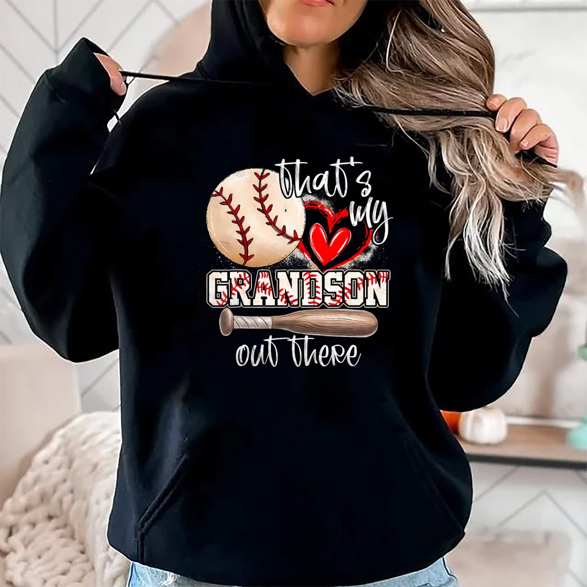 Best Grandma Shirt, Proud Grandma Unisex T-Shirt/Hoodie/Sweatshirt HLT00 - That'S My Grandson Out There Baseball Grandma Mothers Day T-Shirt