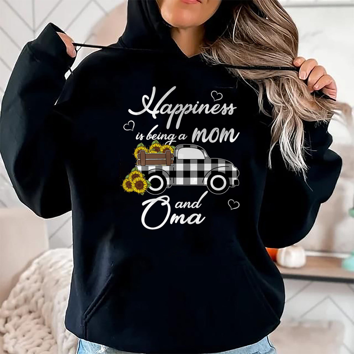 Best Grandma Shirt, Proud Grandma Unisex T-Shirt/Hoodie/Sweatshirt HLT00 - Sunflower Grandma Shirt Happiness is being a Mom and Oma T-Shirt (1)