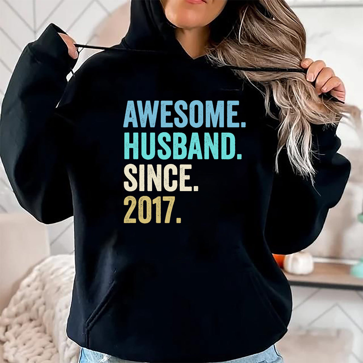 Best Wife Shirt, Wife and Husband Unisex T-Shirt/Hoodie/Sweatshirt HLT00 - Awesome Husband Since 2017 7th wedding anniversary 7 years T-Shirt (1)