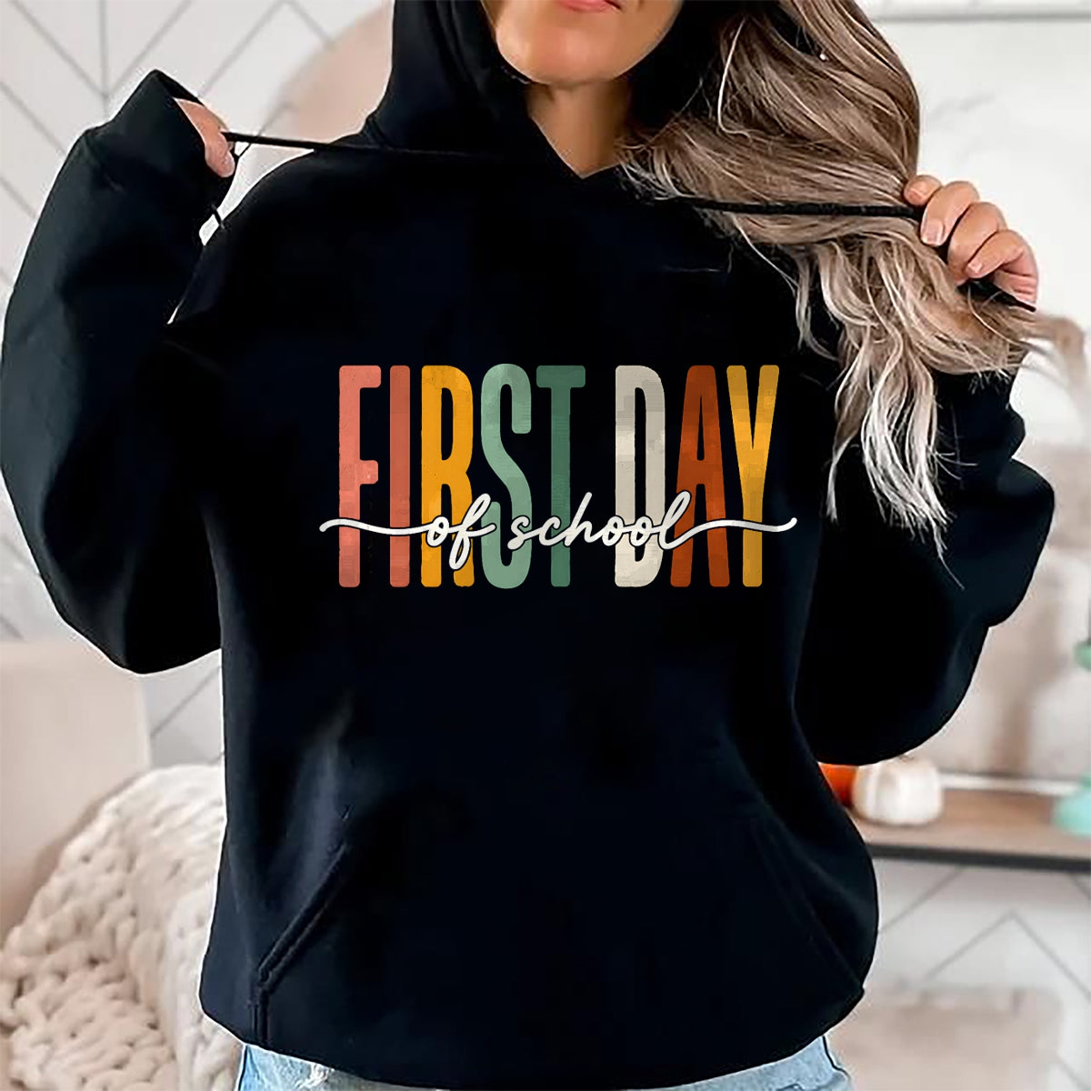 Best Student Shirt, Funny Back To School UnisexT-Shirt/Hoodie/Sweatshirt HLT00 - Teacher Girls Kids Back to School Women First Day of School T-Shirt