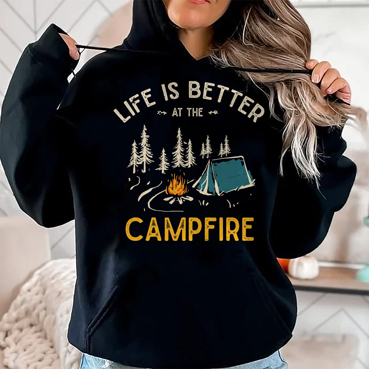 Funny Camping Shirt, Gift For Camping Lover Unisex T-Shirt/Hoodie/Sweatshirt HLT00 - Das Leben ist Besser am Lagerfeuer Funny Camper Camping T-Shirt
