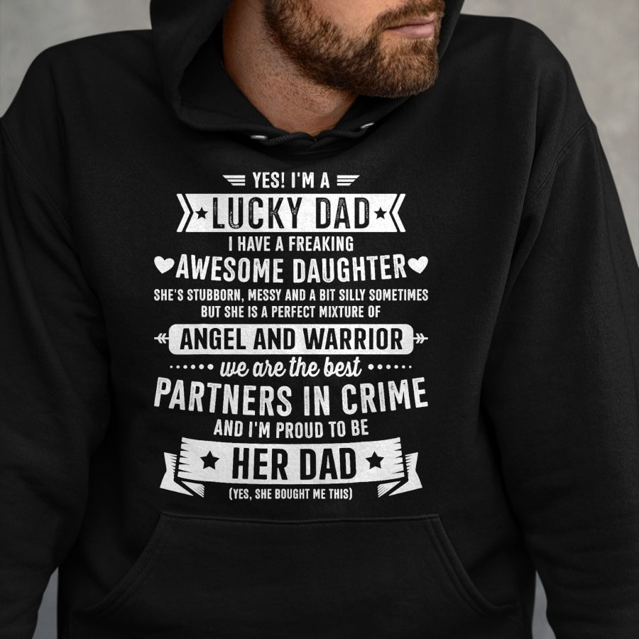 Gift for Dad Shirt, Funny Dad Unisex T-Shirt/Hoodie/Sweatshirt HLT00 –  Lucky proud dad awesome daughter for fathers day birthday T-Shirt