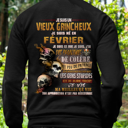 Je Suis Un Vieux Grincheux Né en Février – T-Shirt Homme Fort Caractère - DTSM02 (SKU2604-33-02)