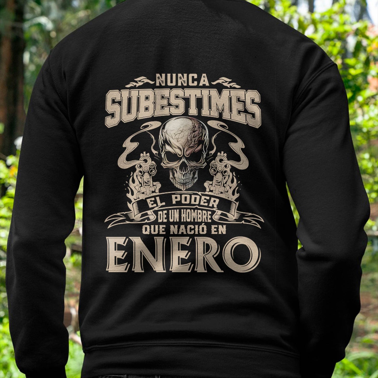 Camiseta Nunca Subestimes el Poder de un Hombre que Nació en Enero - DTSM01 (SKU08-78-01)