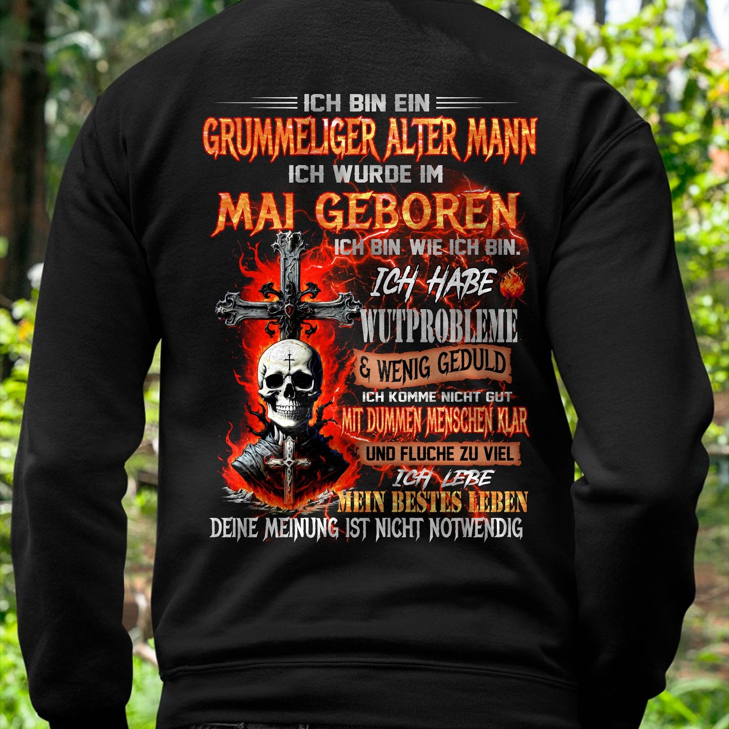 MAI MANN SHIRT – GRUMMELIGER ALTER MANN GEBOREN IM MAI – LUSTIGES SCHÄDEL KREUZ T-SHIRT FÜR MÄNNER - DTSM05 (SKU2605-174-05)