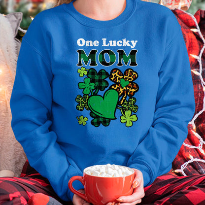Patrick Day Shirts for Family, Funny Patrick Day shirts, st patrick's day Unisex T-Shirt/Hoodie/Sweatshirt HLT00 - One Lucky Mom Plaid Shamrock Heart St Patrick Day Mommy Mama T-Shirt
