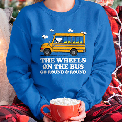 Best Student Shirt, Funny Back To School UnisexT-Shirt/Hoodie/Sweatshirt HLT00 - Peanuts - Wheels On The Bus Back to School T-Shirt, Men, Black, 3X-Large