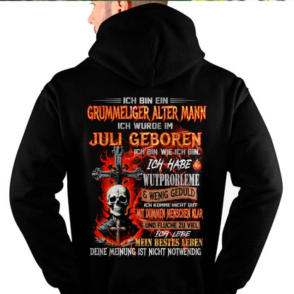 JULI MANN SHIRT – GRUMMELIGER ALTER MANN GEBOREN IM JULI – LUSTIGES SCHÄDEL KREUZ T-SHIRT FÜR MÄNNER - DTSM07 (SKU2605-174-07)