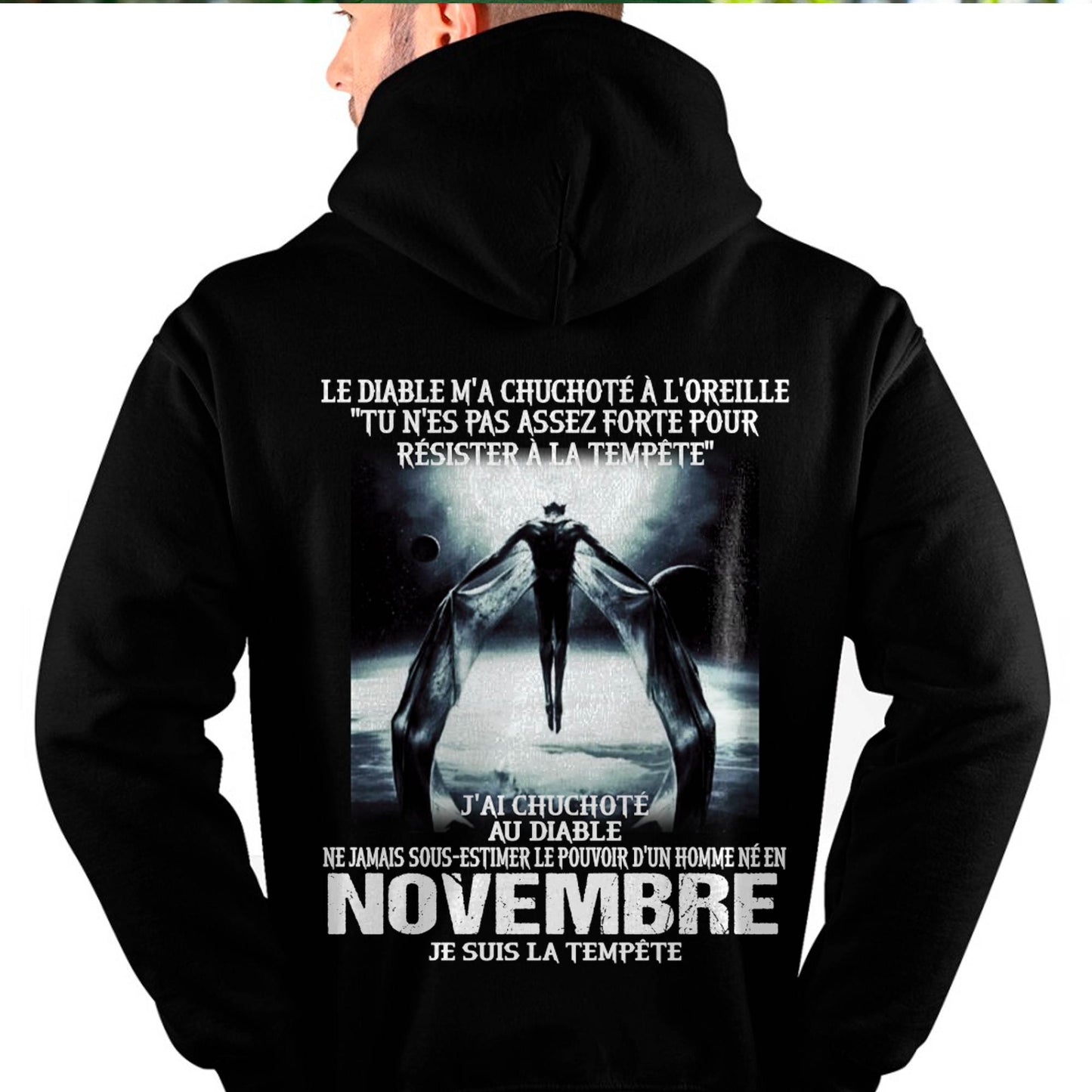 Je Suis la Tempête – Ne Jamais Sous-Estimer le Pouvoir d’un Homme Né en Novembre – T-Shirt Homme - DTSM11 (SKU26T-01160-11)