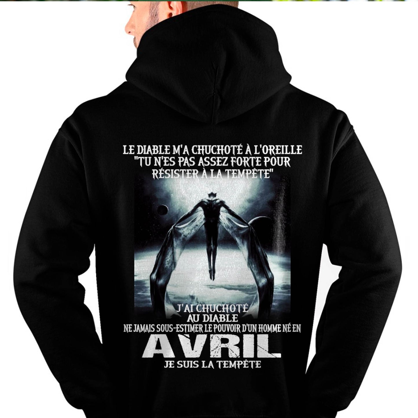 Je Suis la Tempête – Ne Jamais Sous-Estimer le Pouvoir d’un Homme Né en Avril – T-Shirt Homme - DTSM04 (SKU26T-01160-04)