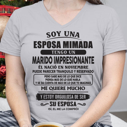 Camiseta Soy una Esposa Mimada con un Marido Impresionante Nacido en Noviembre - DTSM11 (SKU07-176-11)